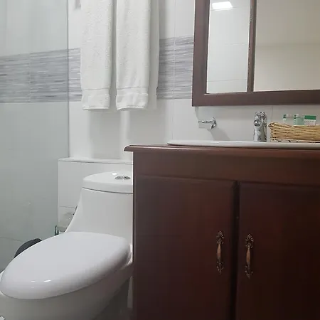 Simon Bolivar Hotel *