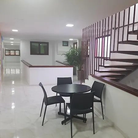 Simon Bolivar Hotel *